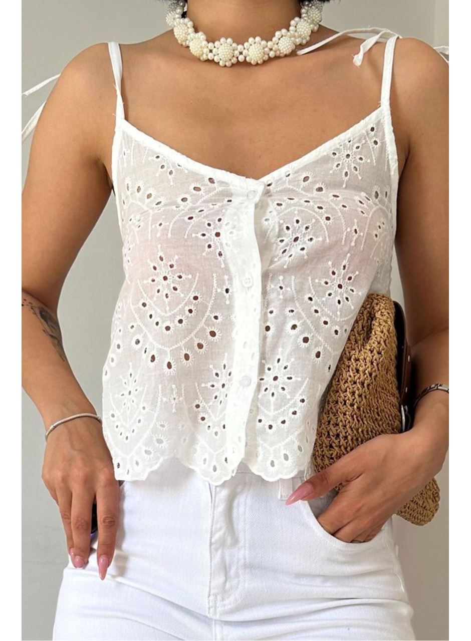 Beyaz Bağcıklı Brode Bluz