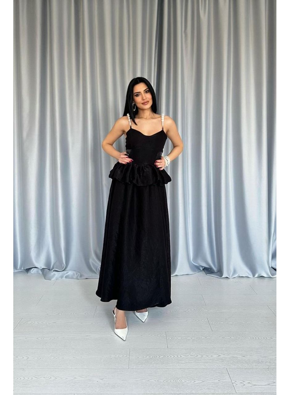 Siyah Beli Büzgülü İnci Askılı Uzun Elbise