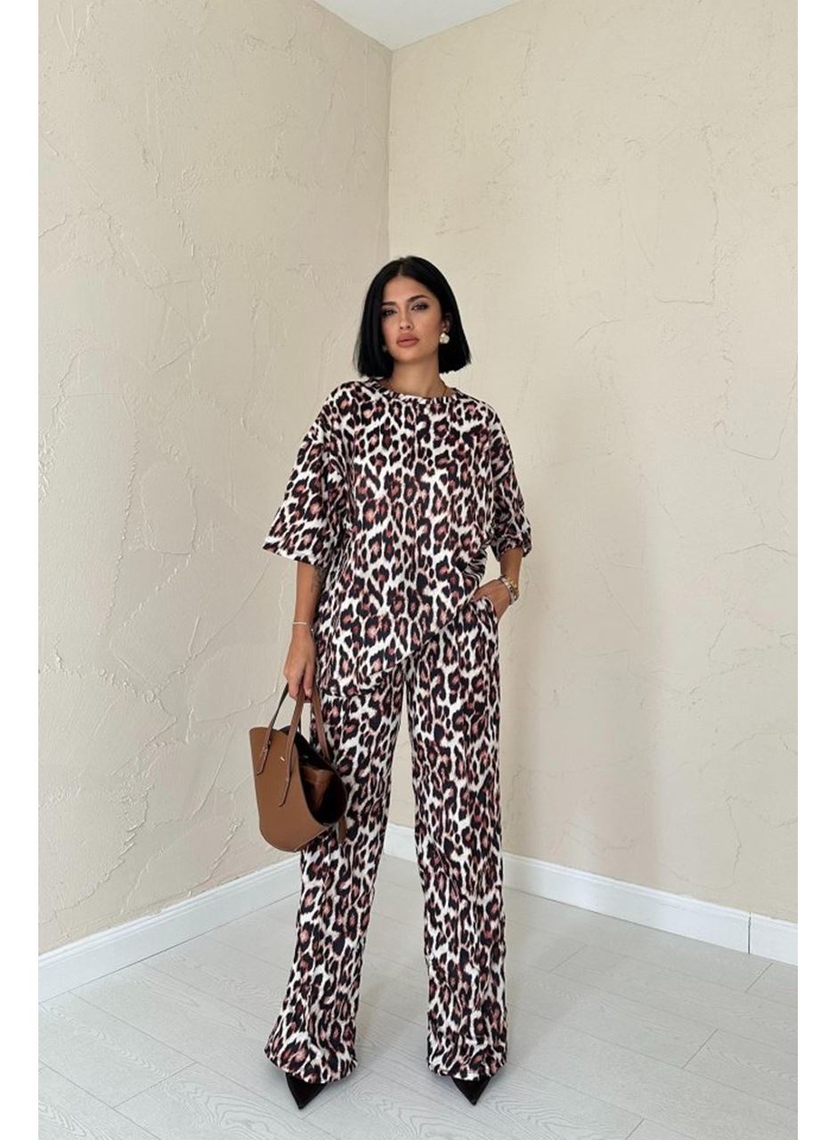 Leopar T-Shirt Ve Pantolon Takım