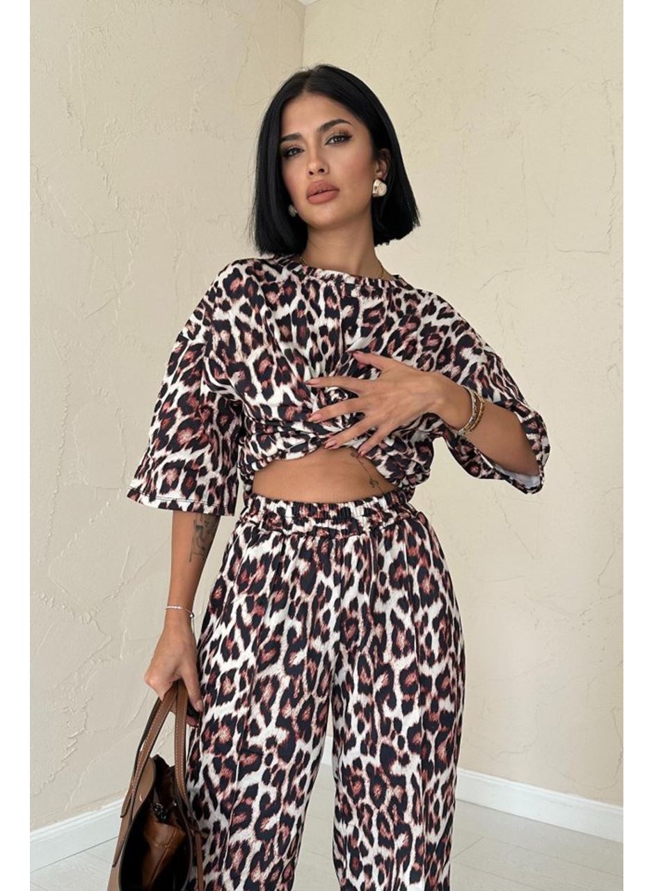 Leopar T-Shirt Ve Pantolon Takım