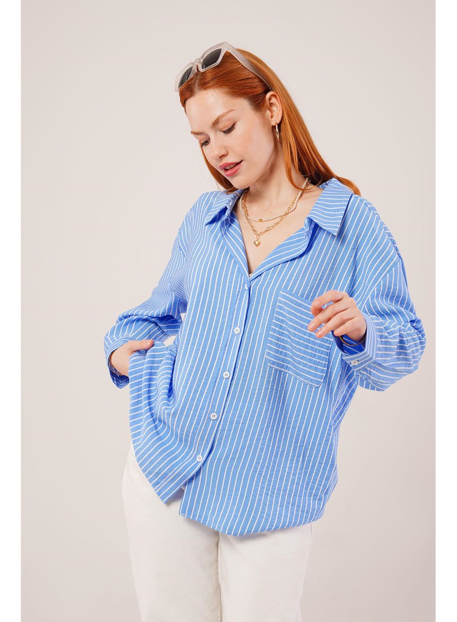 Çizgi Detaylı Cepli Mavi Gömlek