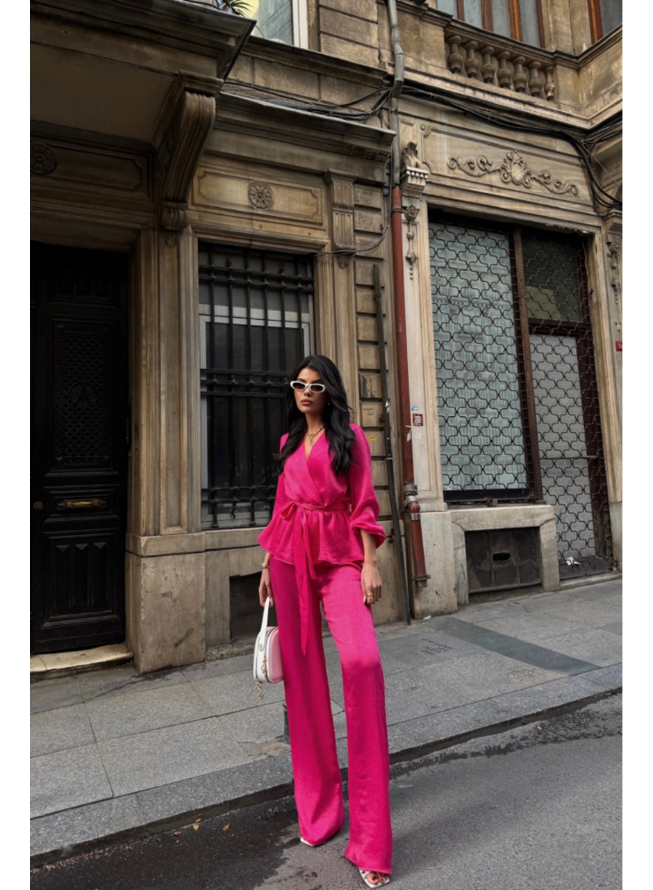 SATEN KRUVAZE BAĞLAMALI BLUZ- PANTOLON TAKIM - Fuşya