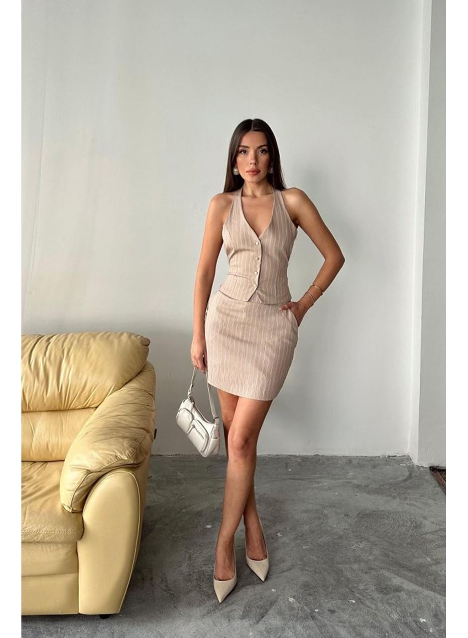 Bej Çizgili Yelek Ve Etek Takım