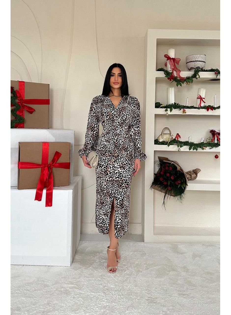 Leopar Önü Yırtmaçlı V Yaka Elbise