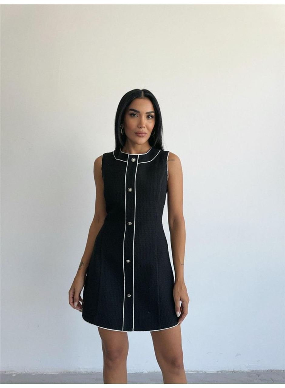CHANEL KUMAŞ KISA ÖNDEN DÜĞMELİ ELBİSE - Siyah