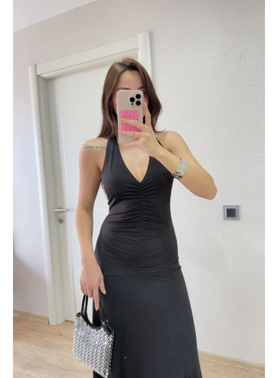 Sırt Dekolteli Uzun Kollu Elbise - Siyah