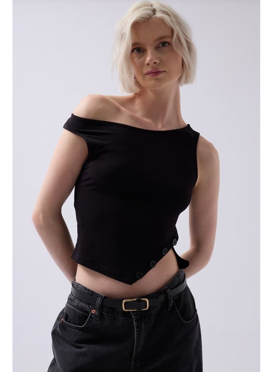 Kayık Yaka Yırtmaç Detay Bluz