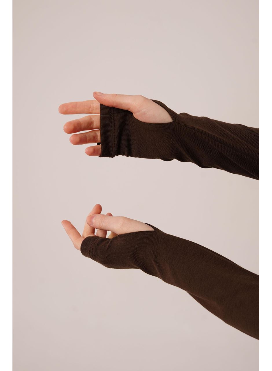 Kare Yaka Bluz Ve Yırtmaç Detaylı Etek İkili Kahverengi Takım