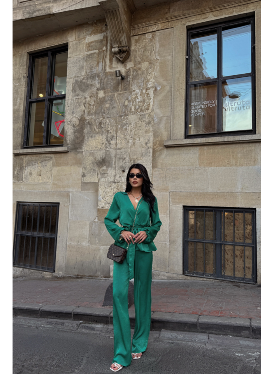 SATEN KRUVAZE BAĞLAMALI BLUZ- PANTOLON TAKIM - Yeşil