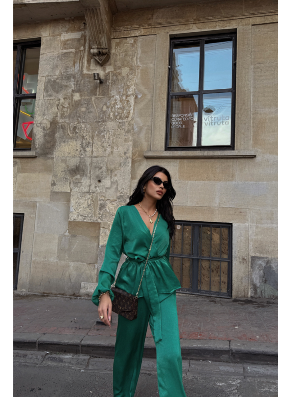 SATEN KRUVAZE BAĞLAMALI BLUZ- PANTOLON TAKIM - Yeşil