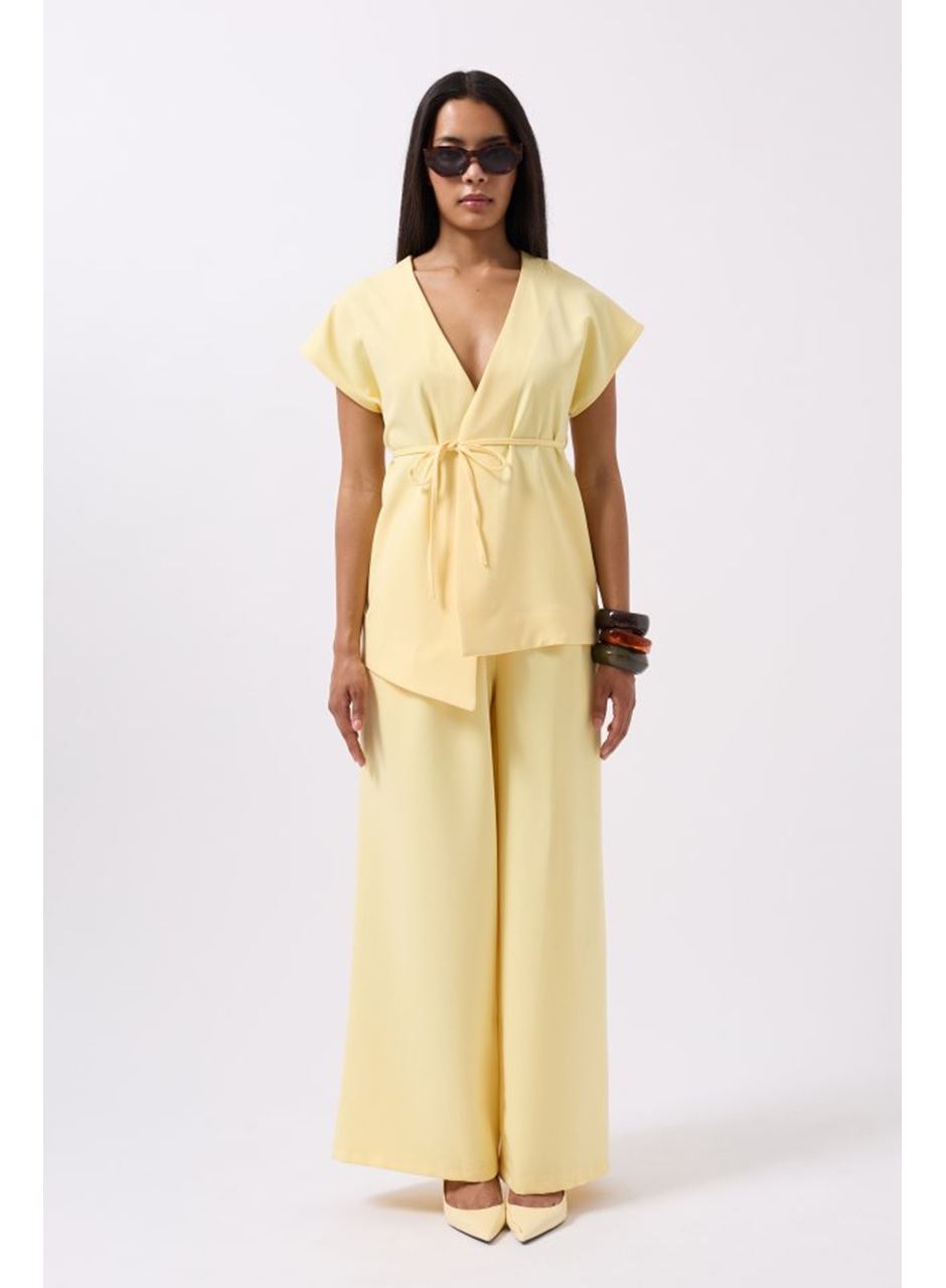 Bağcık Detay Yelek