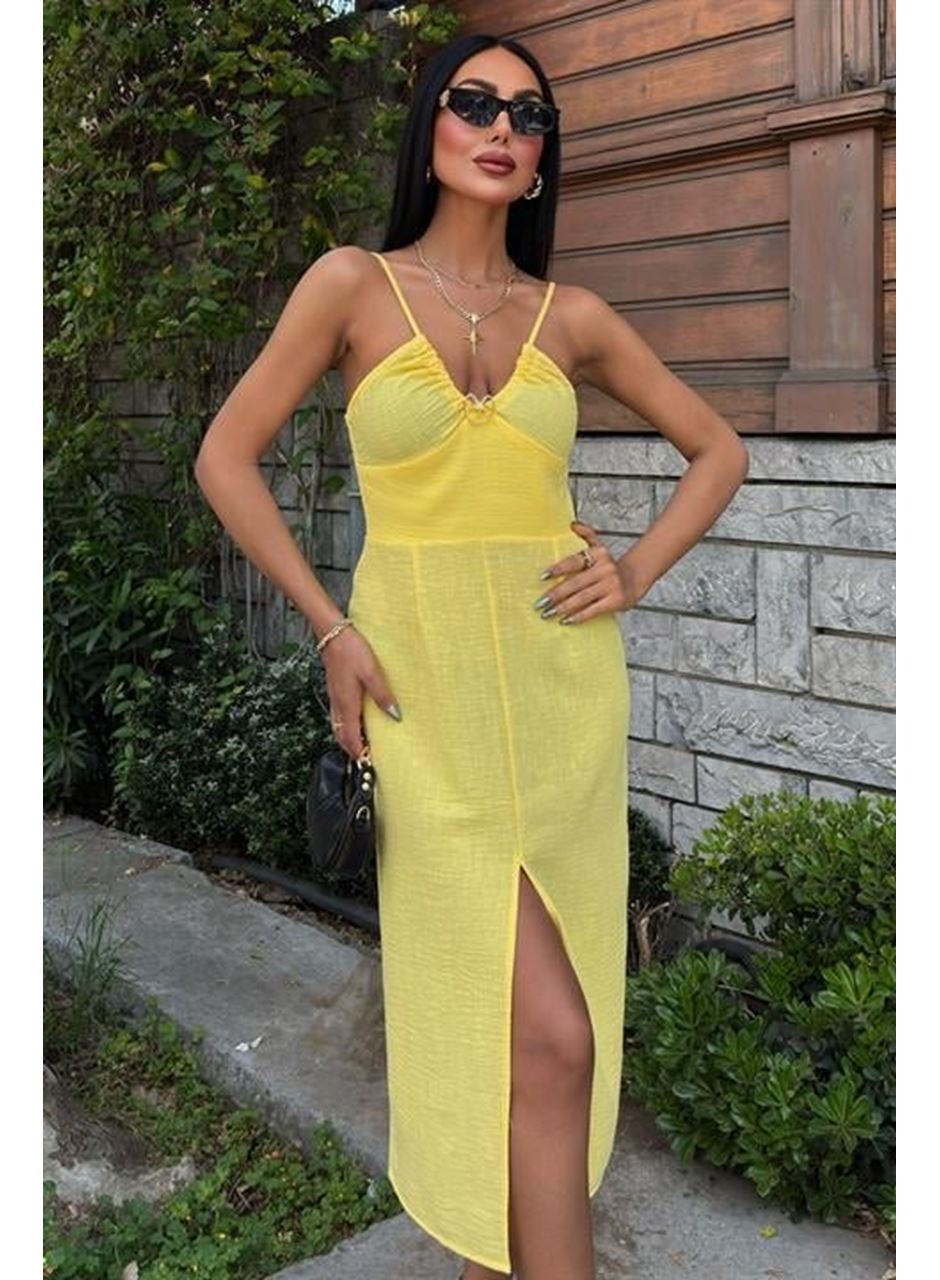 Göğsü Aksesuarlı Önü Yırtmaçlı Elbise 2899