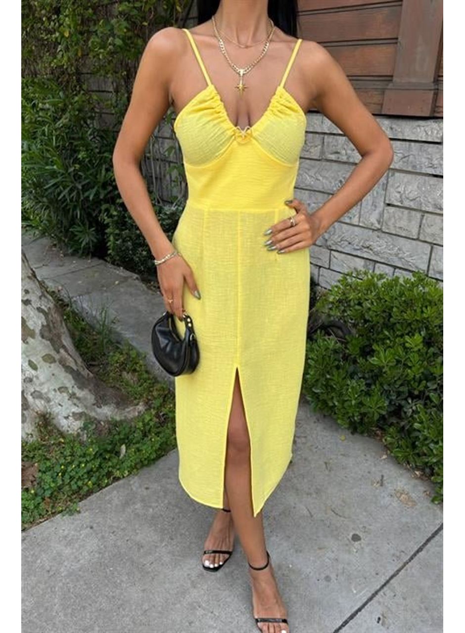 Göğsü Aksesuarlı Önü Yırtmaçlı Elbise 2899