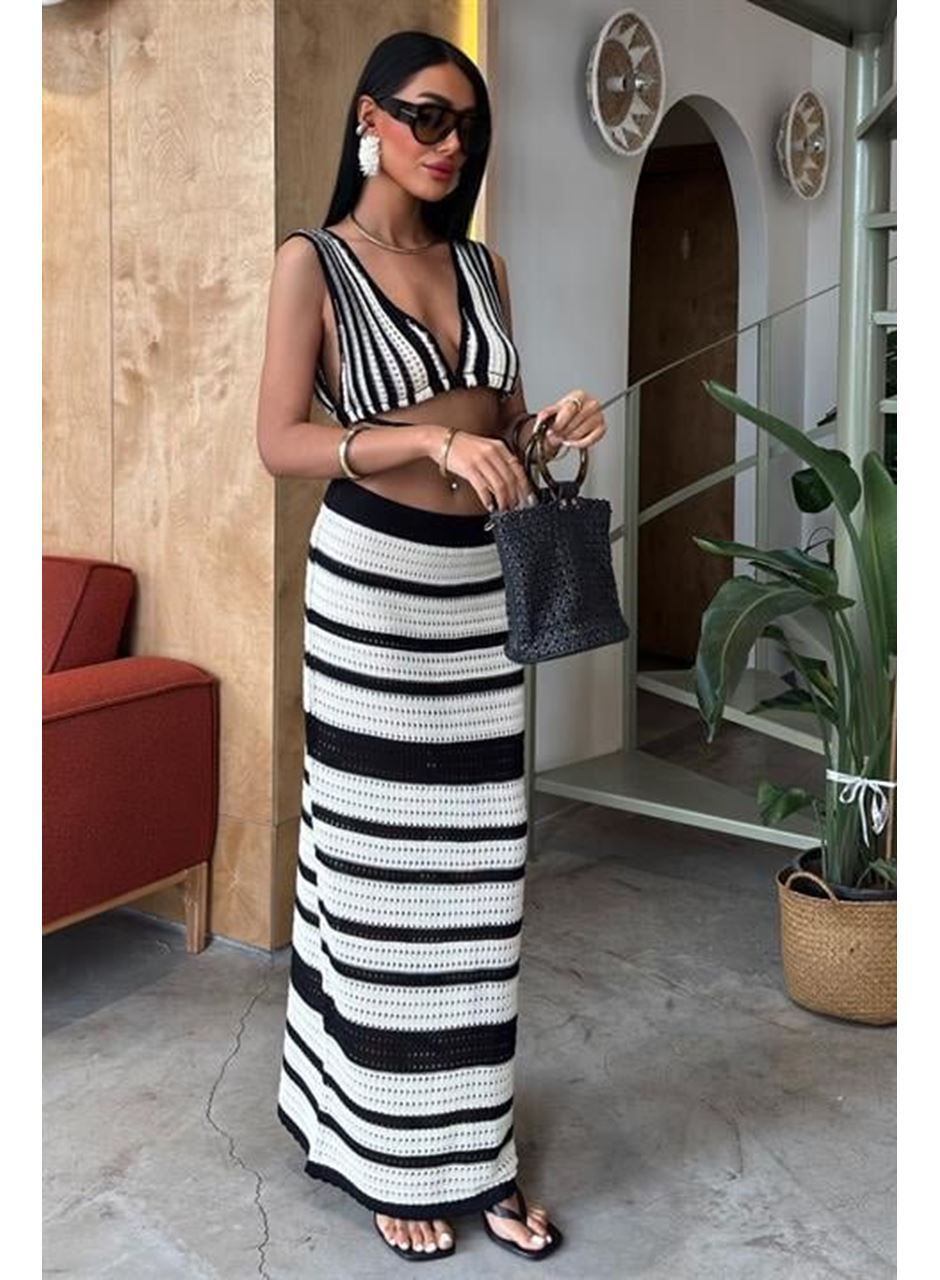 Çizgili Bikini Üst Ve Etek Triko Takım 10110