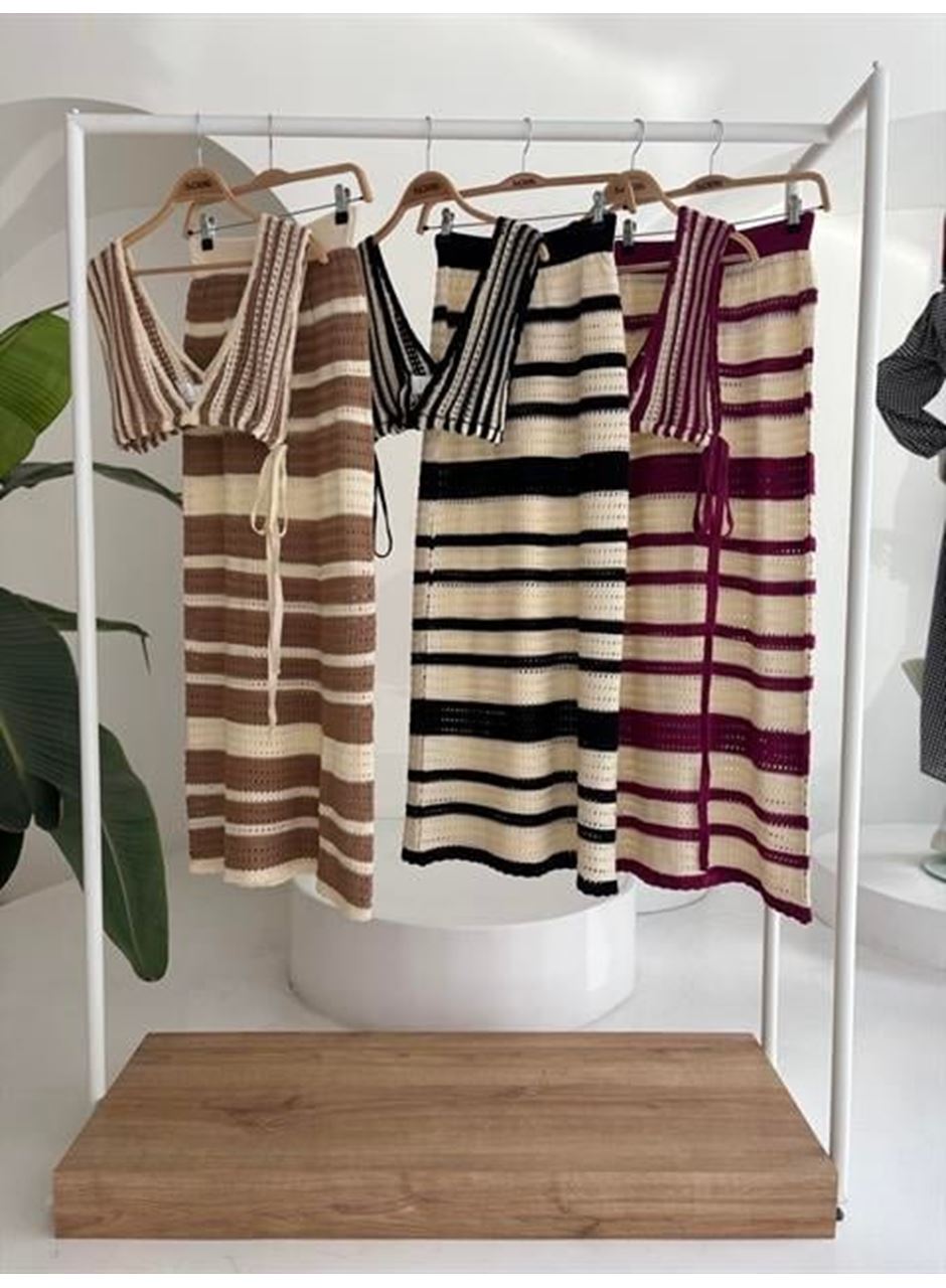 Çizgili Bikini Üst Ve Etek Triko Takım 10110