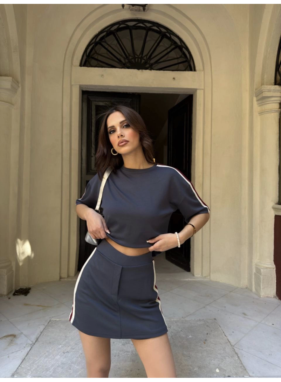 Osy Modal Yumuşak Dokulu Kumaş Parçalı Bisiklet Yaka T-shirt Mini Şortlu Etek İkili Takım - Füme