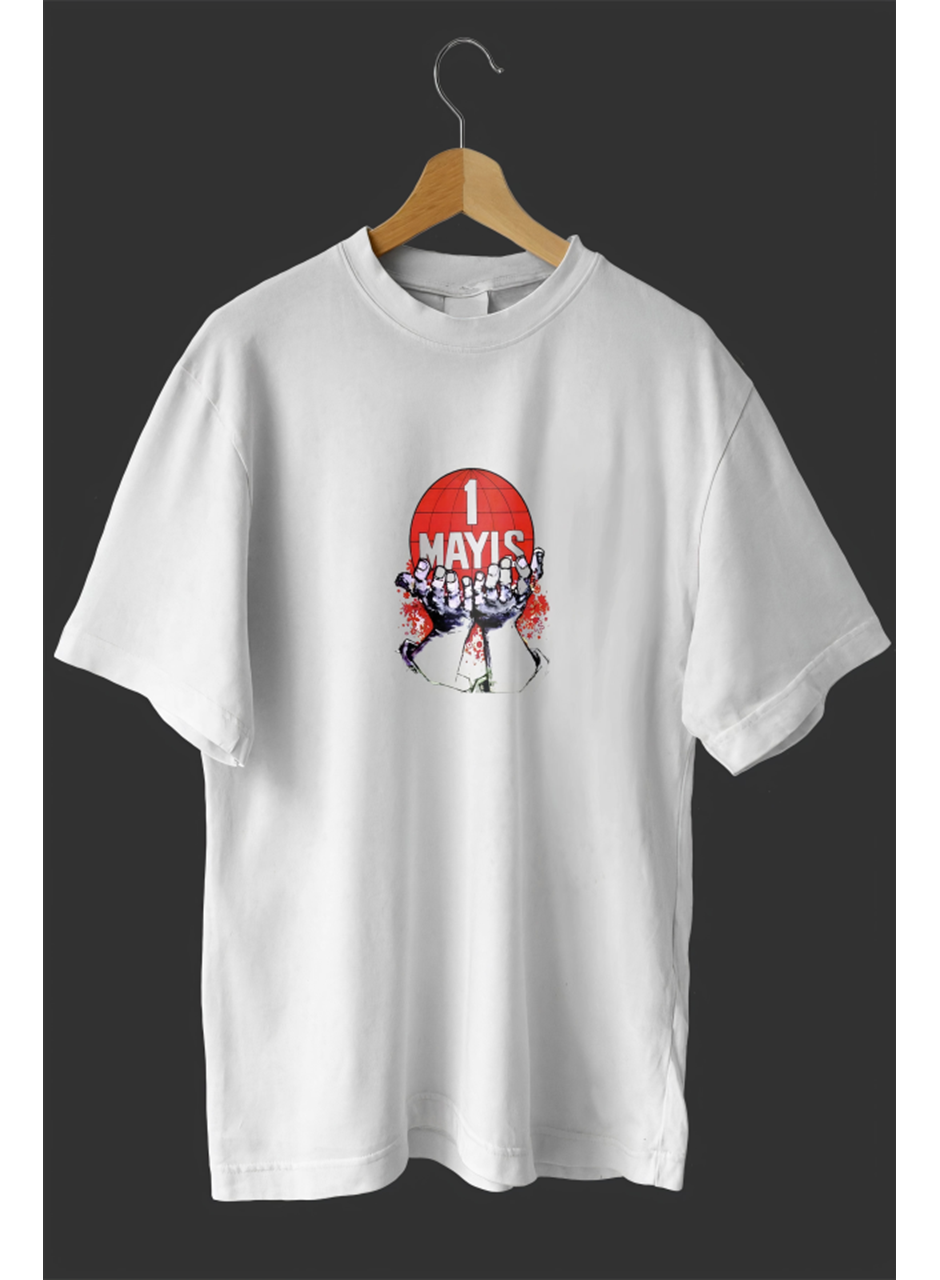 1 Mayıs Emekçilerimiz İçin Özel Tasarım 1 Mayıs Dünya Baskılı T-shirt - Beyaz