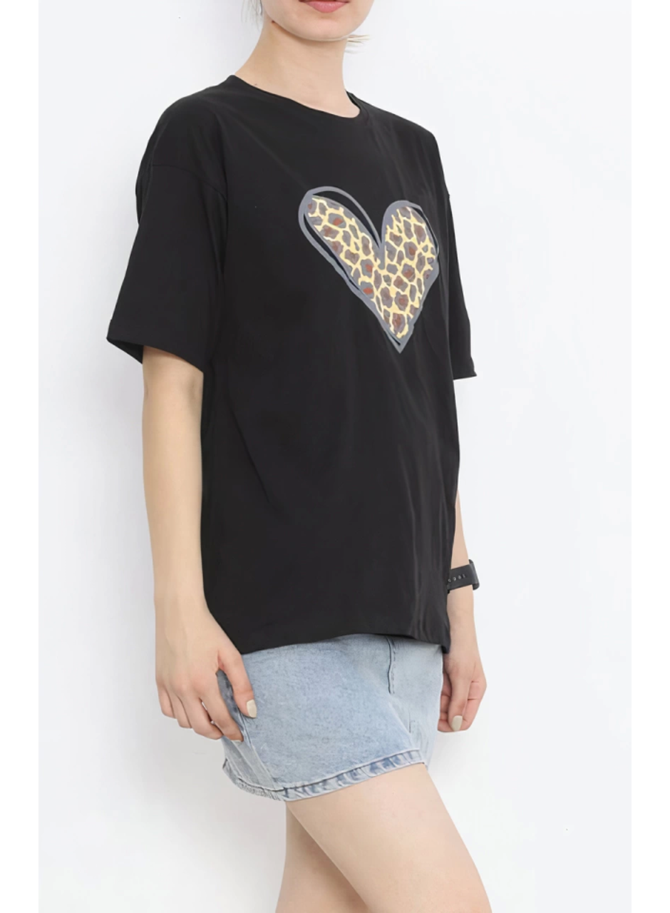 Sevgililer Günü İçin Özel Tasarım Leopar Kalp Baskılı T-shirt - Siyah