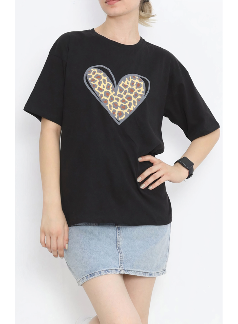 Sevgililer Günü İçin Özel Tasarım Leopar Kalp Baskılı T-shirt - Siyah