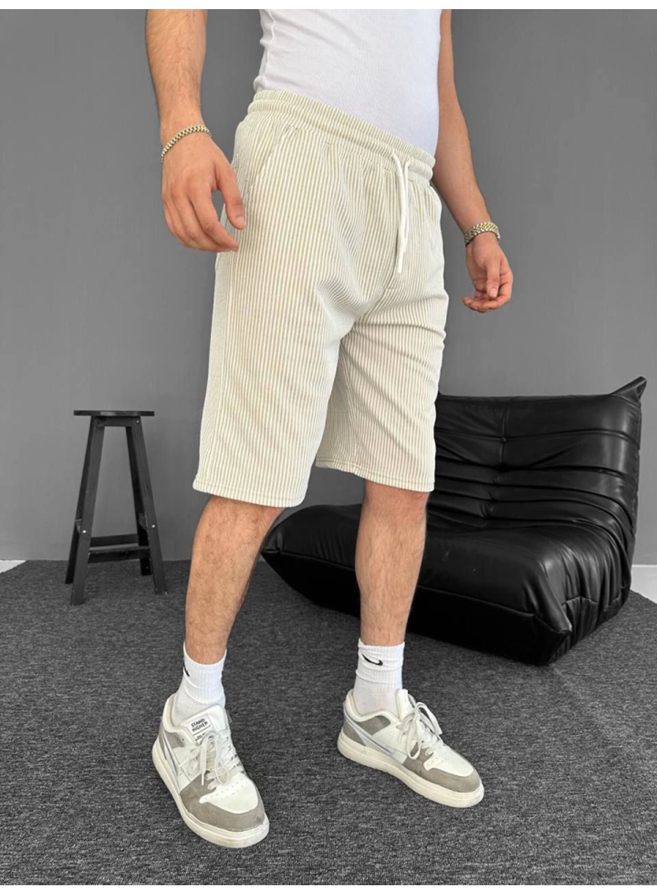 Su Yolu Çizgili Cepli Şort- Bej