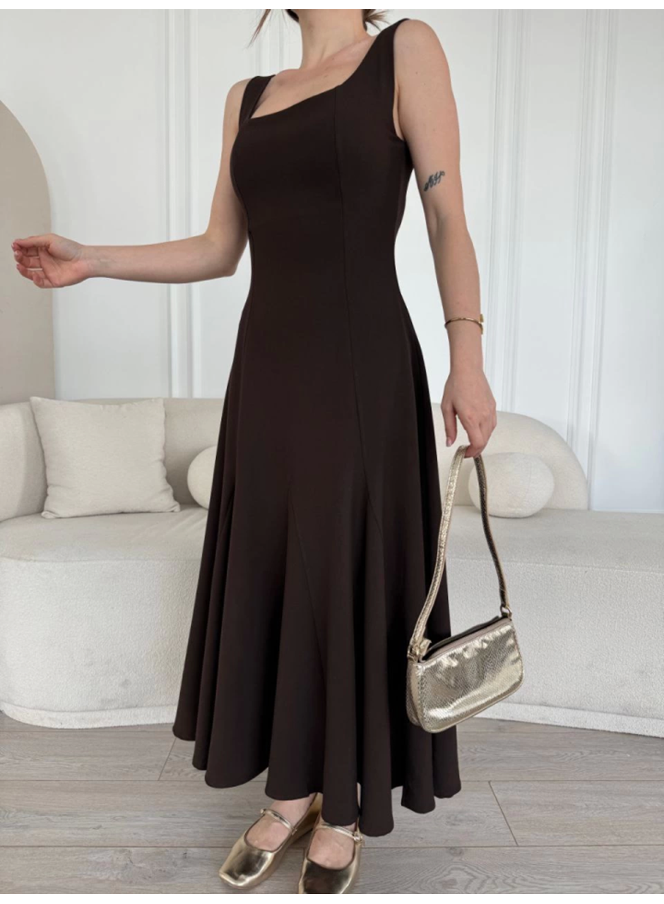 Sırt Dekolteli Kolsuz Uzun Elbise - Kahverengi