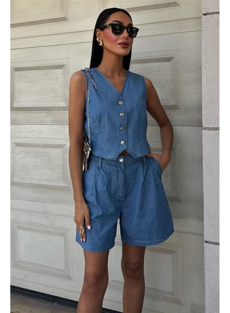 Gümüş Düğmeli Yelek Ve Şort Tensel Takım 10174