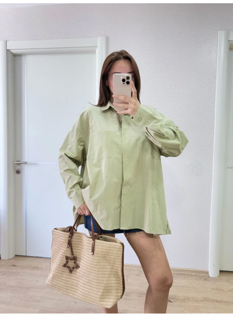 Yakalı Yandan Yırtmaçlı Gömlek - Yeşil