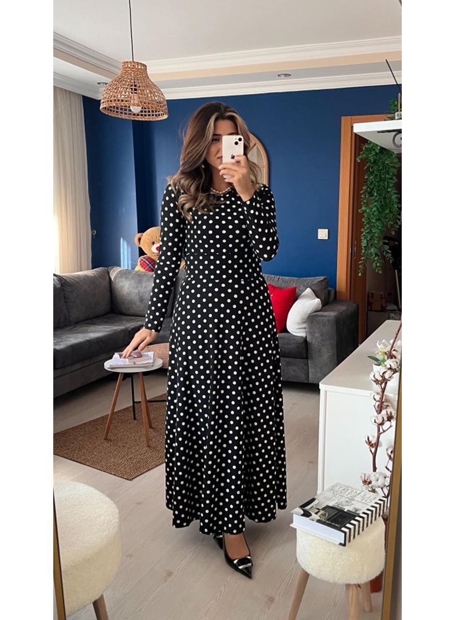 Kadın Krep Kumaş Uzun Kollu Tam Boy Puantiyeli Elbise 132 Cm