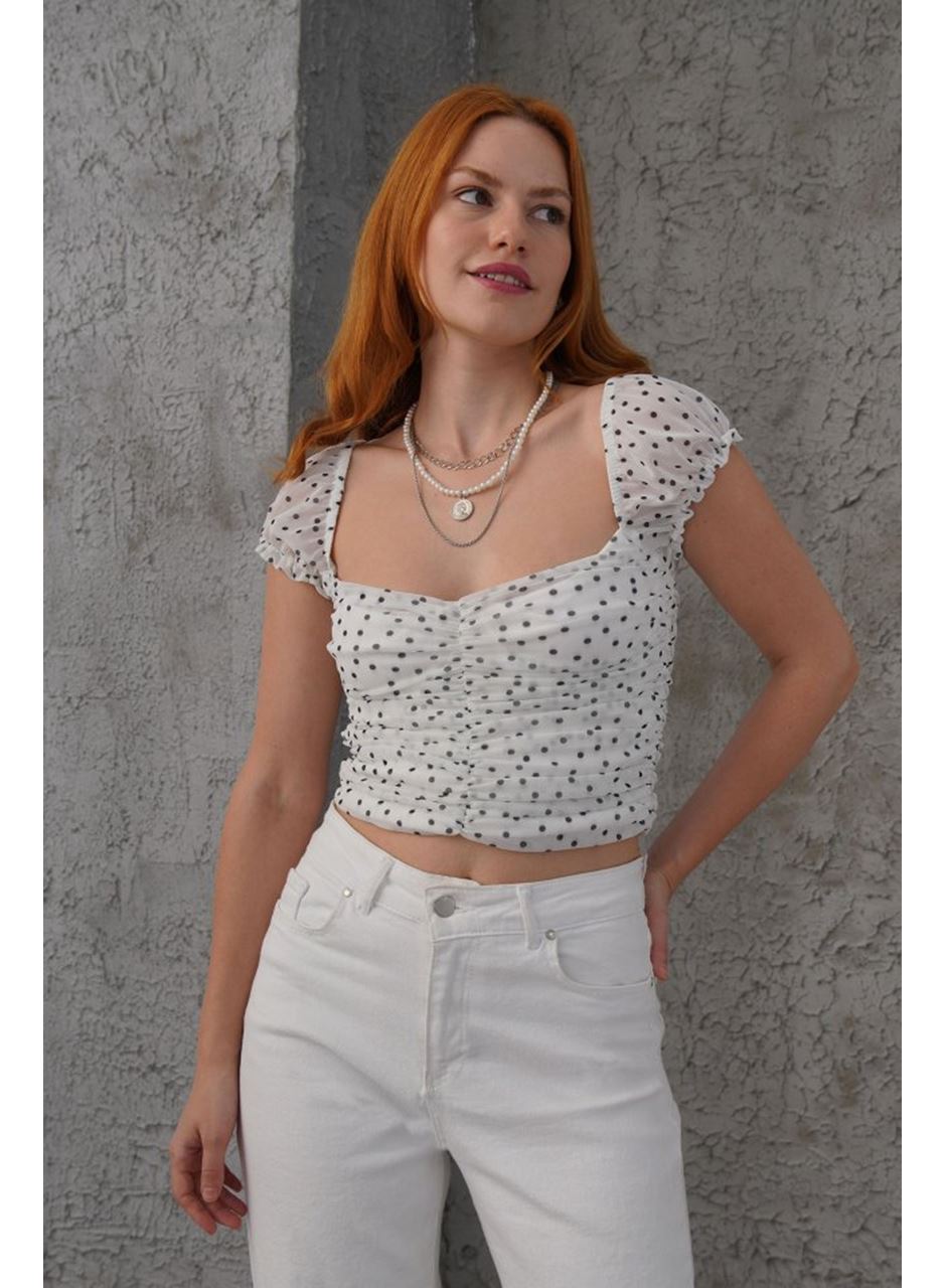 Puantiyeli Belden Oturtmalı Tül Beyaz Bluz