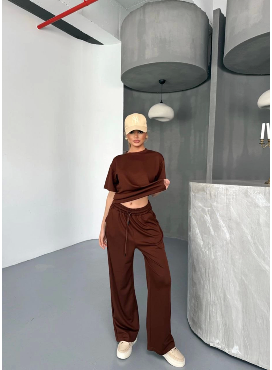 Osy Modal Yumuşak Dokulu Kumaş Kısa Kollu Bluz Rahat Pantalon Ikili Takım- Kahverengi