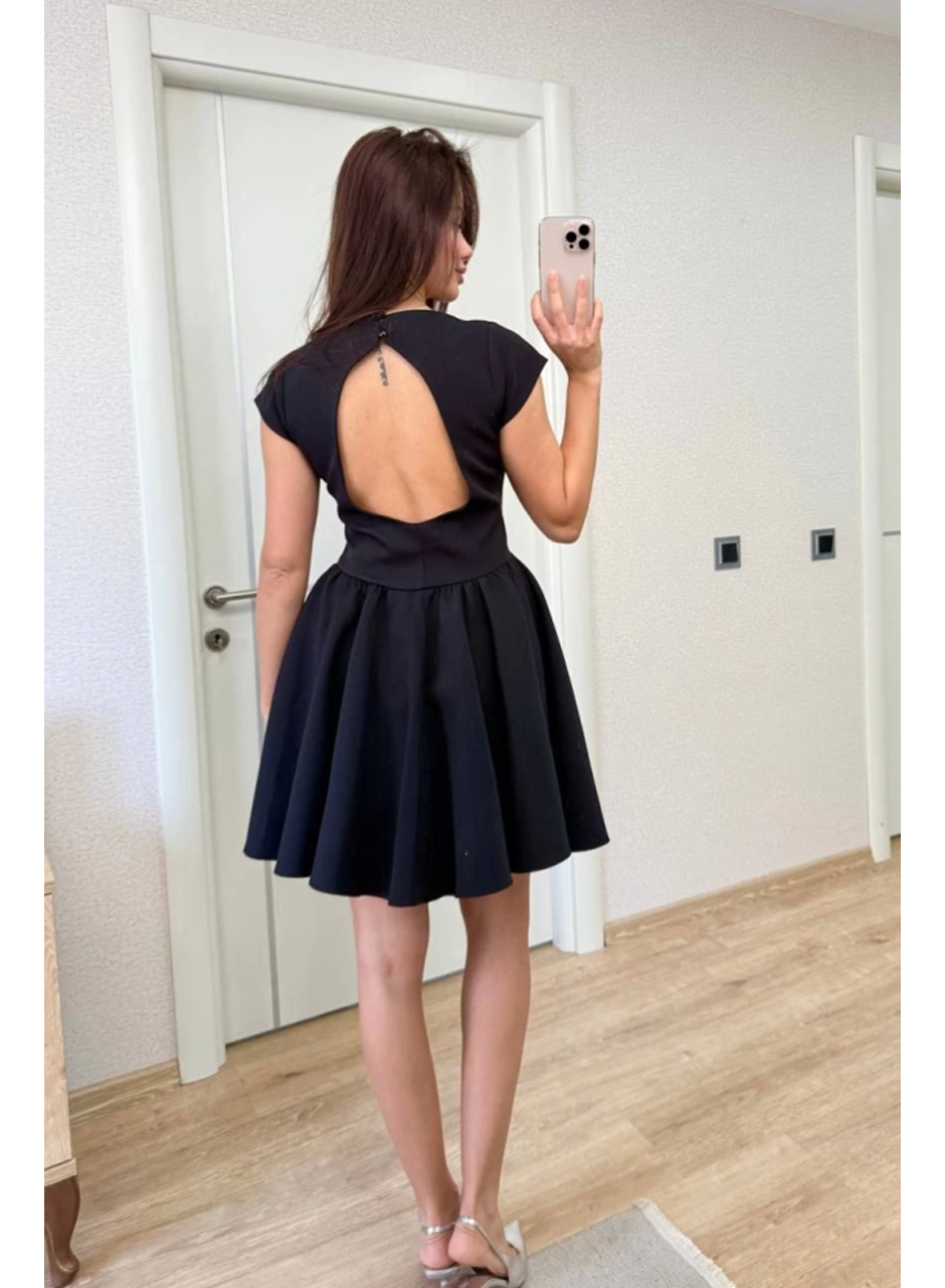 Sırt Dekolteli Çan Detaylı Mini Elbise - Siyah