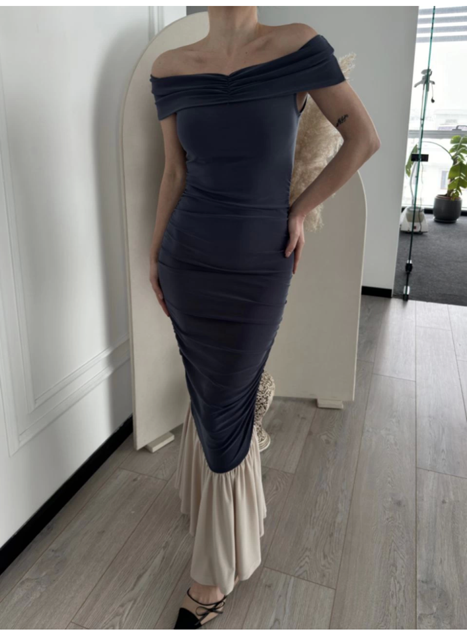 Striptiz Omuzlu Uzun Elbise- Füme