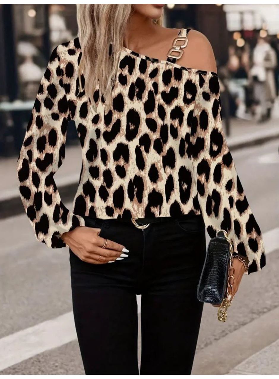 Kadın Uzun Kollu Tek Omuzu Açık Tokalı Leopar Desenli Modal Bluz