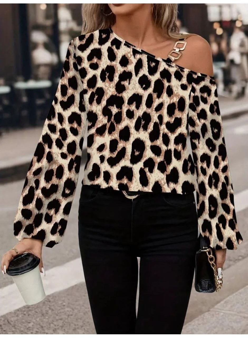Kadın Uzun Kollu Tek Omuzu Açık Tokalı Leopar Desenli Modal Bluz