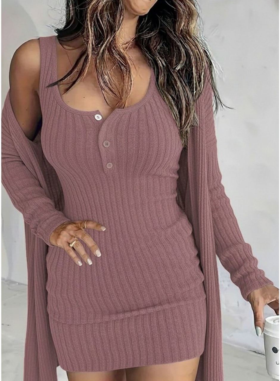 Kadın Askılı Yuvarlak Yakalı önü Düğmeli şardonlu Kaşkorse Mini Elbise Ve Kısa Ceket