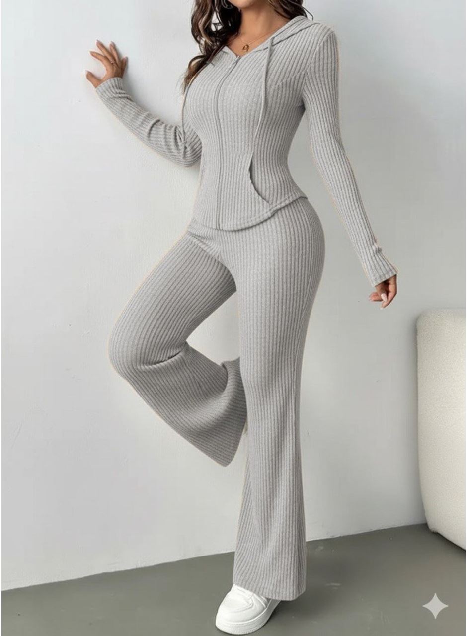 Kadın Uzun Kollu Kapşonlu önden Fermuarlı Kaşkorse Bluz Ve Pantolon Ikili Takım
