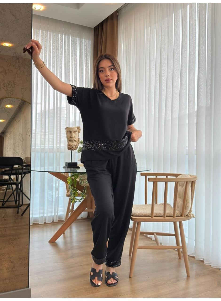 Kadın Kısa Kollu V Yakalı Pul Payetli Viskon Iki Iplik Bluz Ve Pantolon Ikili Takım