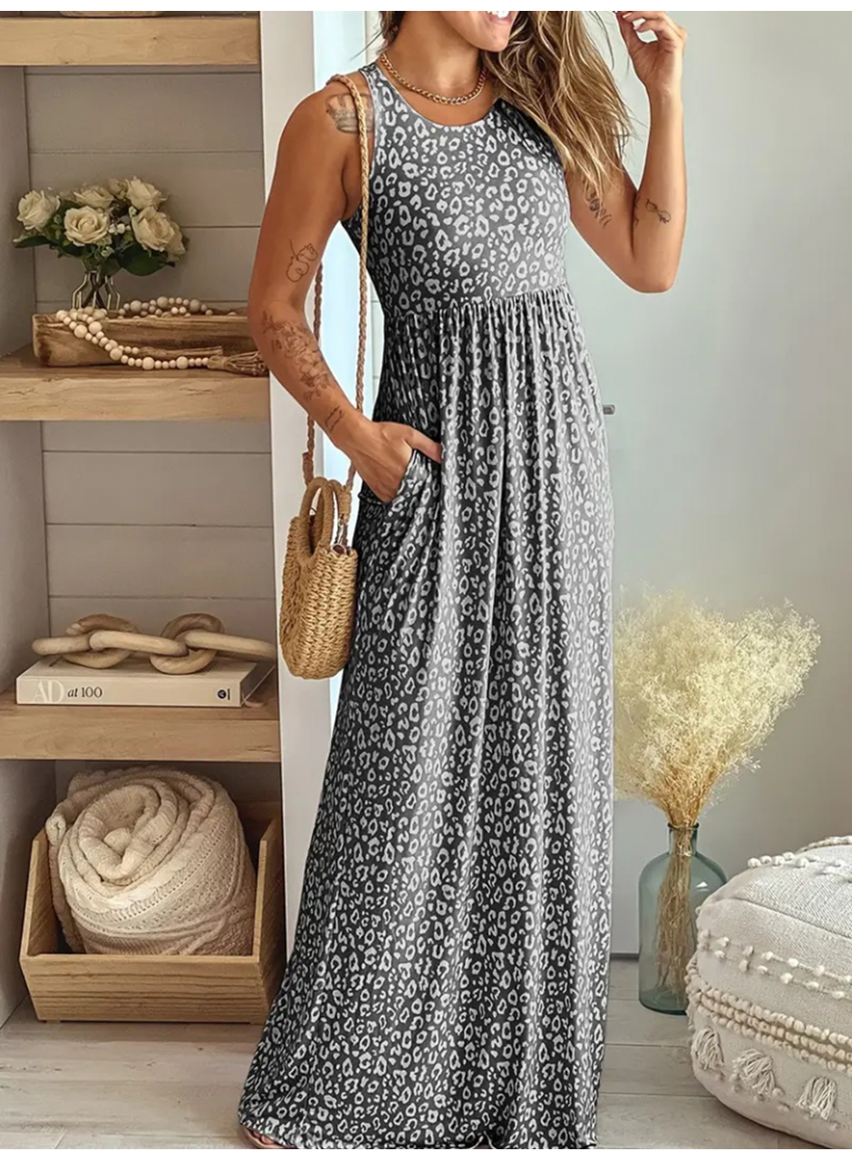 Kadın Kalın Askılı Yuvarlak Yaka Cepli Süprem Maksi Elbise