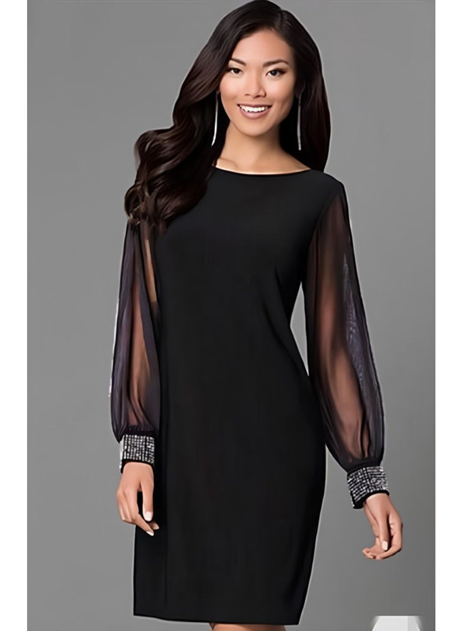 Kadın Uzun Kollu Yakası Yanlardan Hafif Açık Kollar Tül Ve Taş Detay Kısa Krep Elbise