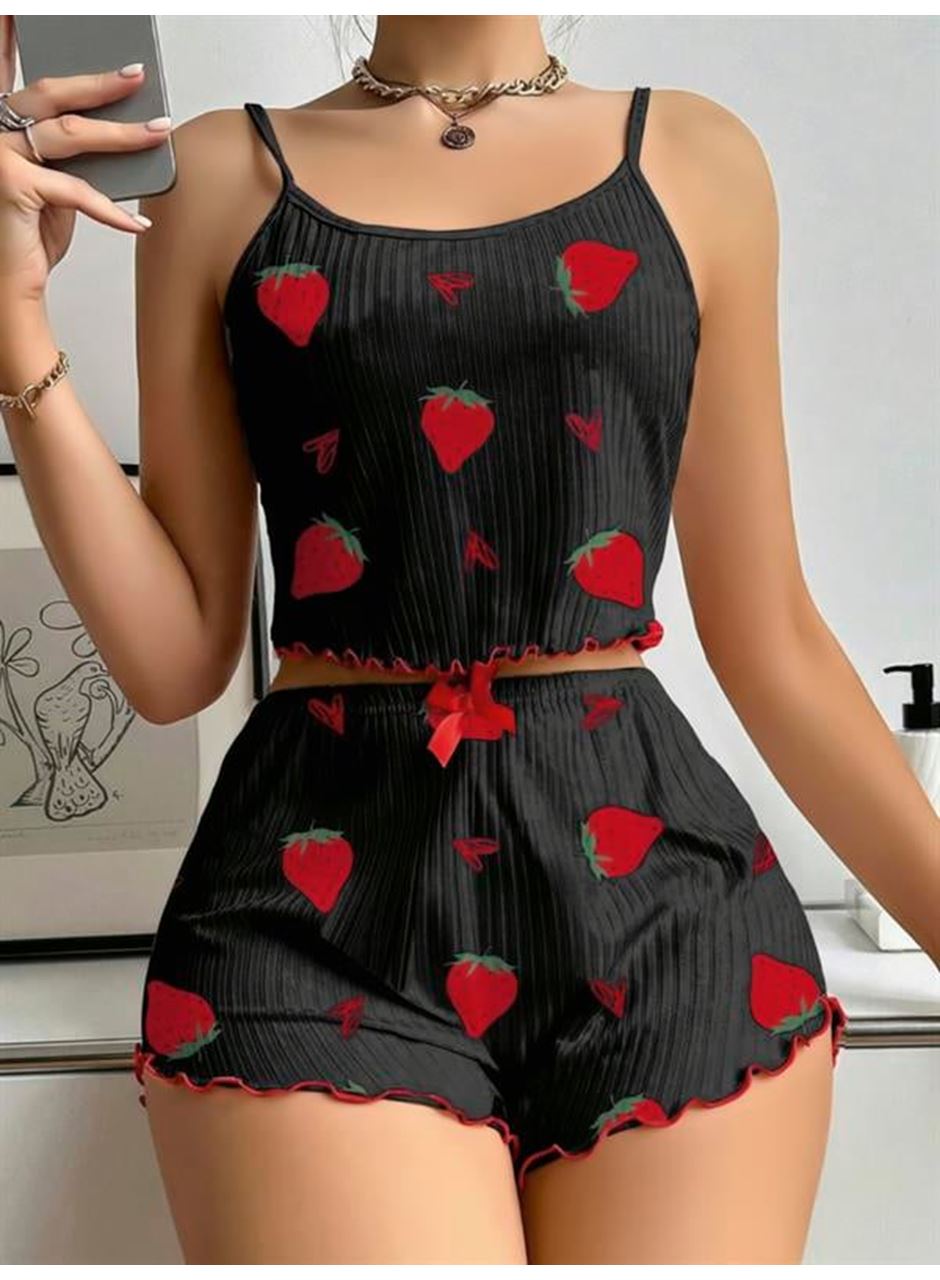 Pamuklu Siyah Üstüne Çilek Desen Fitilli Askılı Şortlu Pijama Takımı
