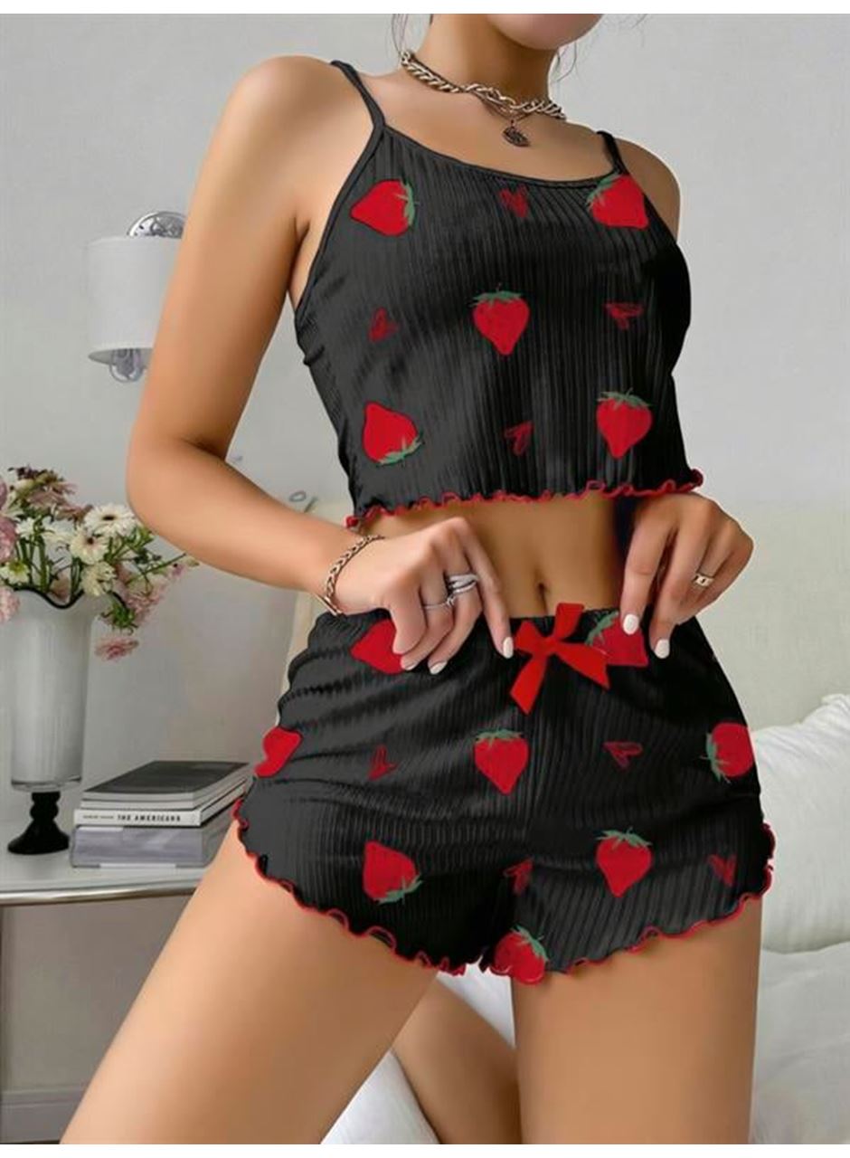 Pamuklu Siyah Üstüne Çilek Desen Fitilli Askılı Şortlu Pijama Takımı