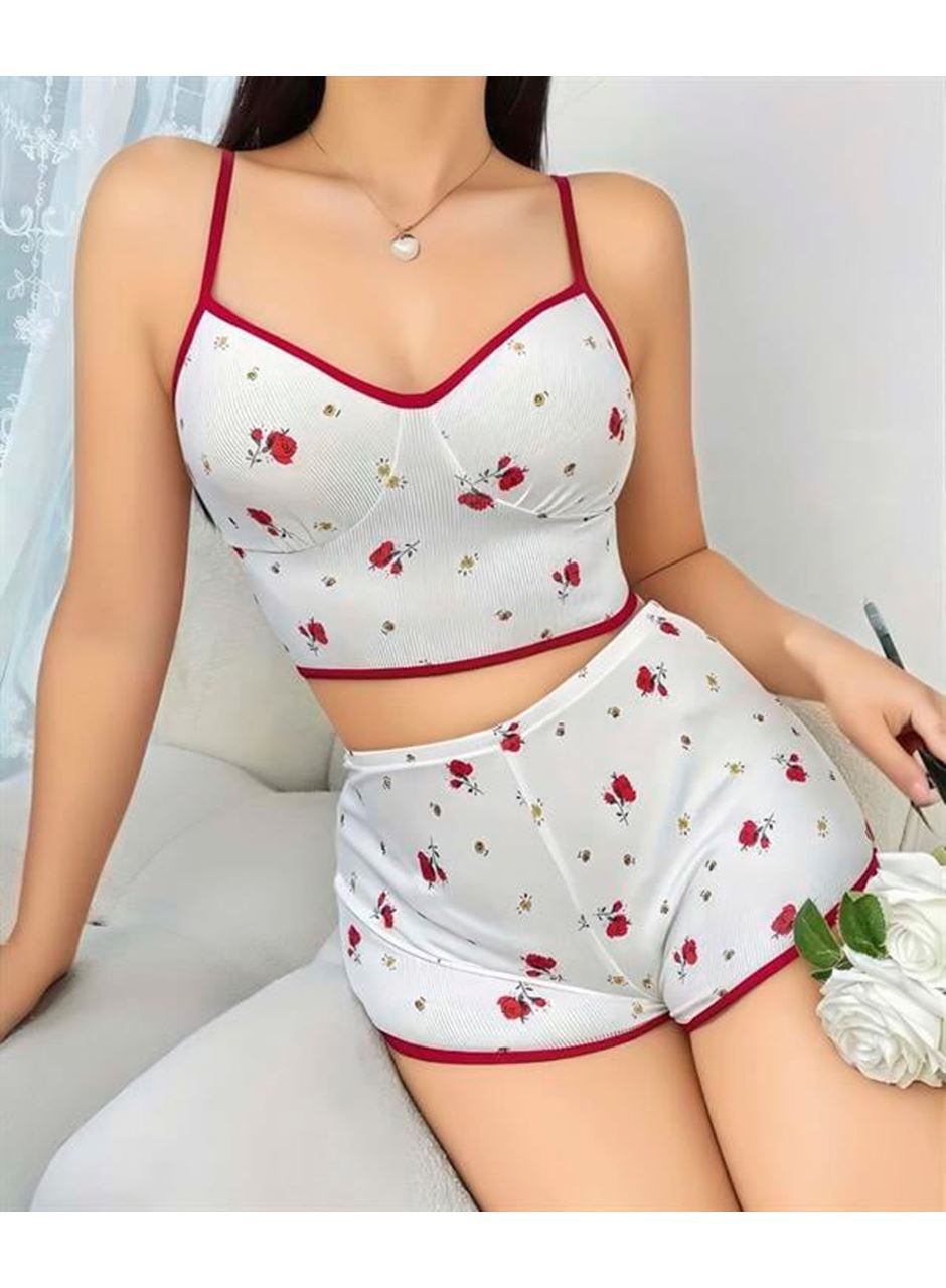 Pamuklu Beyaz Üstüne Kırmızı Gül Desen Fitilli Askılı Şortlu Pijama Takımı