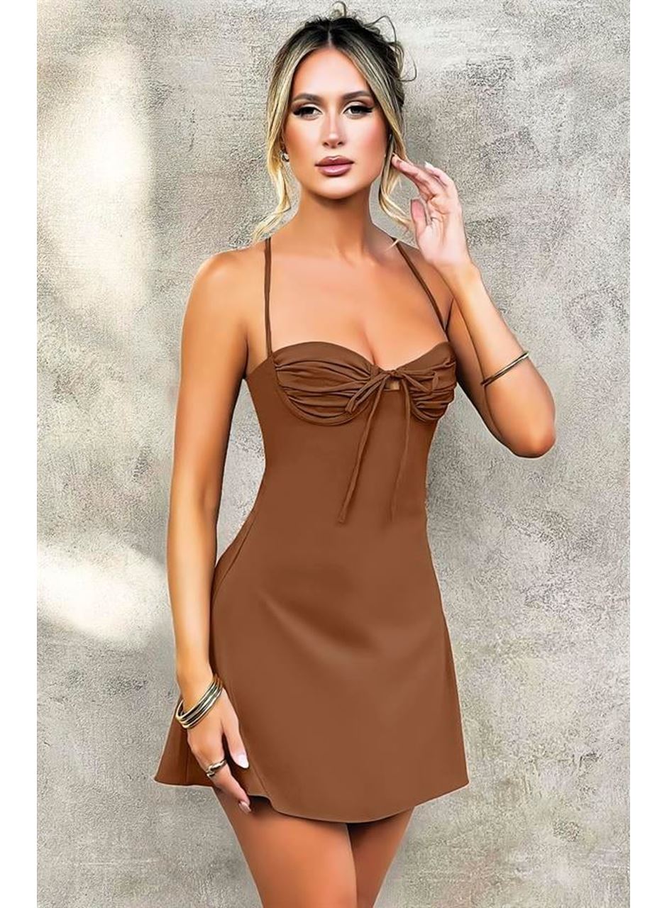 Özel Tasarım İnce Askılı Sırt Dekolteli Kahverengi Mini Saten Gecelik