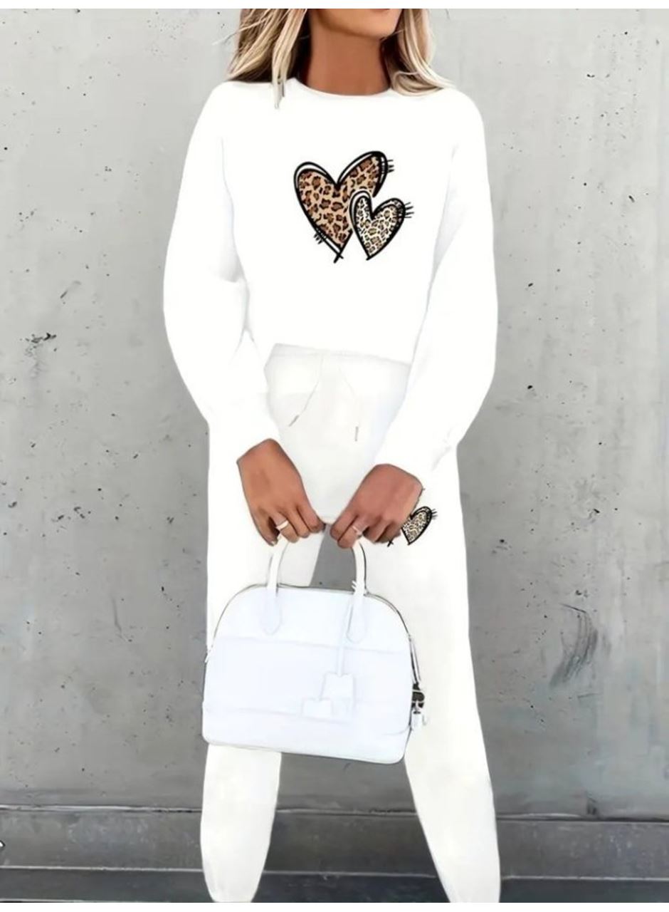 Kadın Uzun Kollu Bisiklet Yaka Kalp Desenli şardonlu üç Iplik Bluz Ve Pantolon Ikili Takım