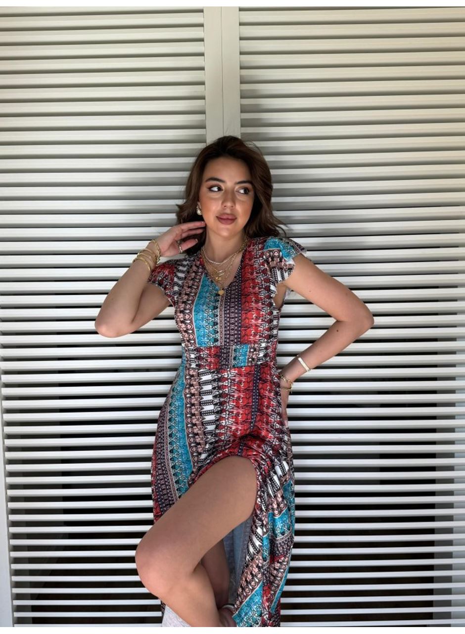 Kadın Kısa Kollu V Yakalı Desenli Yandan Yırtmaçlı Süprem Elbise