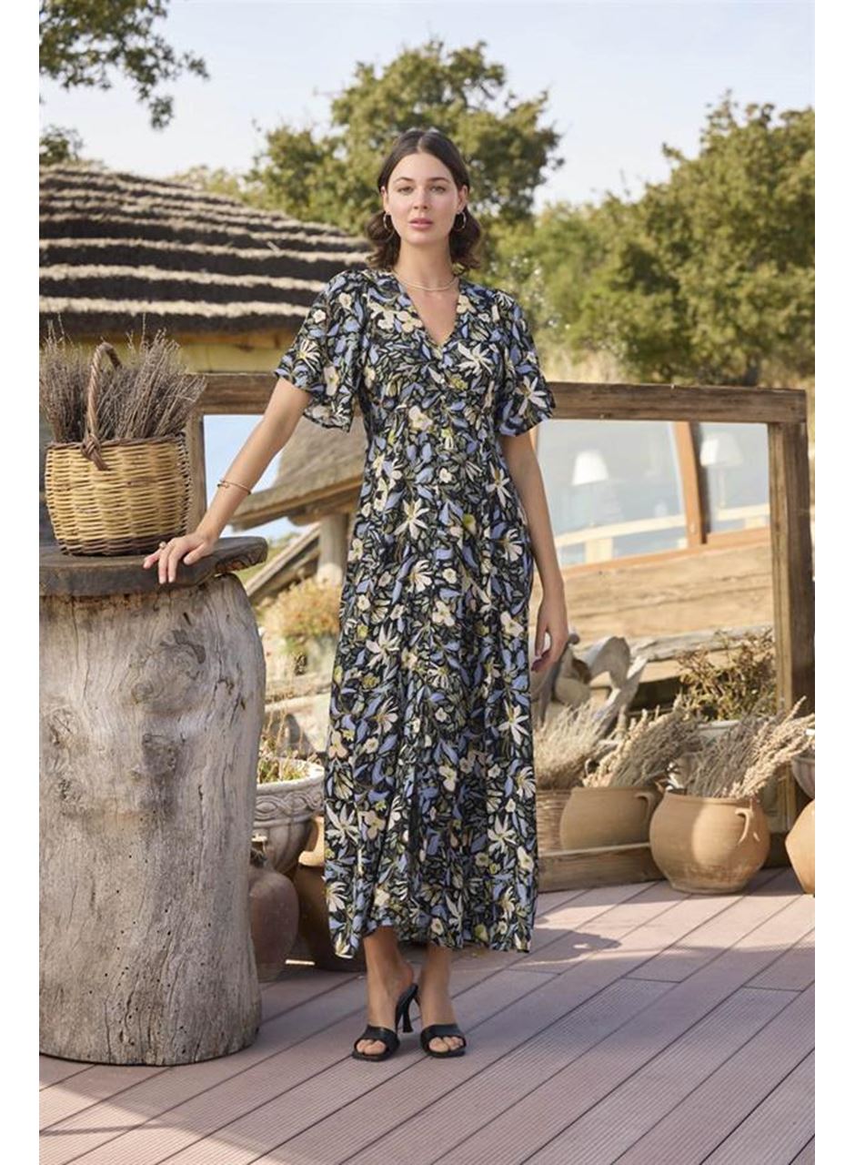 %100 Viskon Çiçek ve Yaprak Desenli Önü Düğmeli Elbise