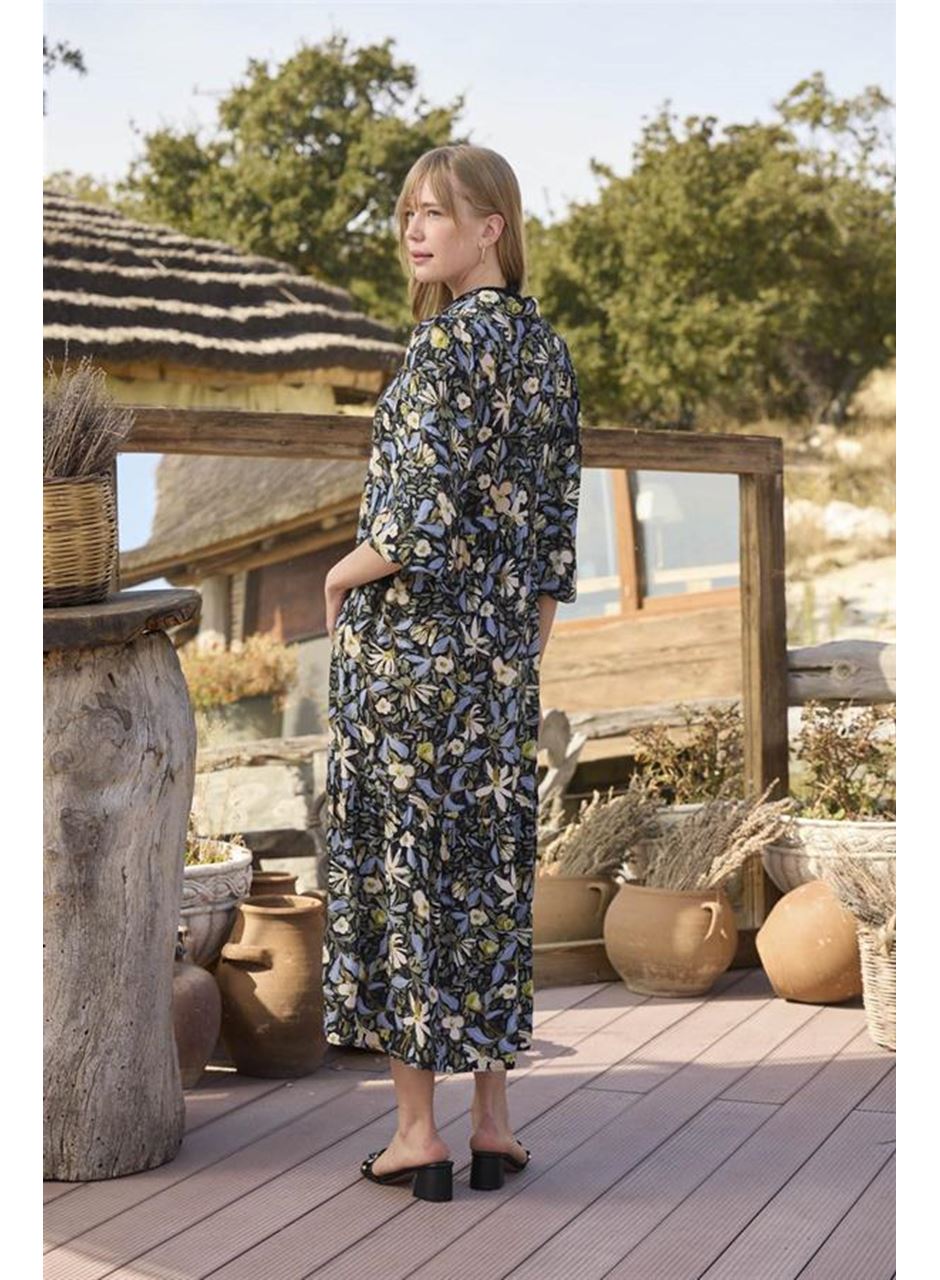Çiçek ve Yaprak Desenli Truvakar Kollu Elbise