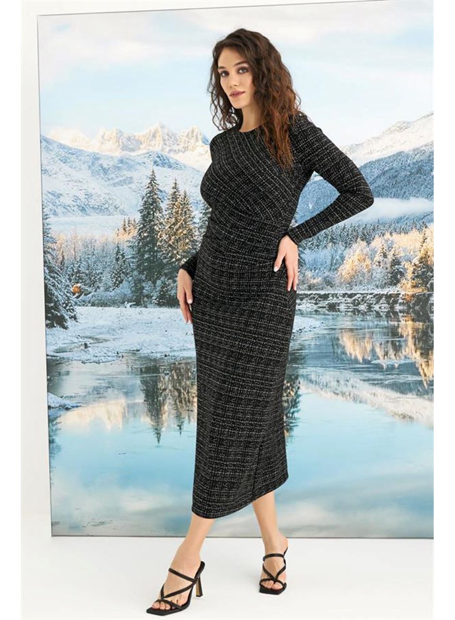 Desenli Uzun Kollu Elbise