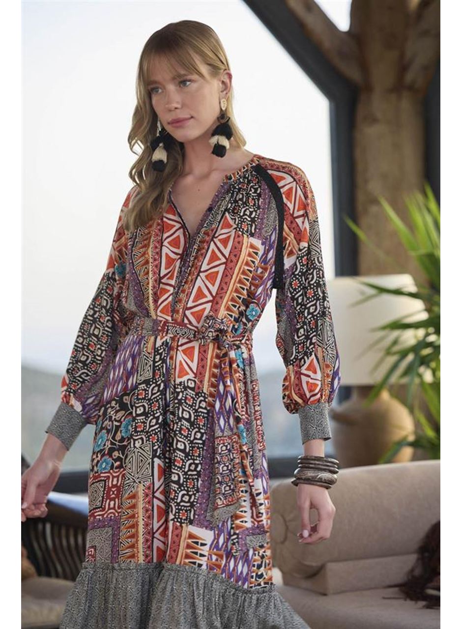Etnik Desenli Kuşaklı Elbise