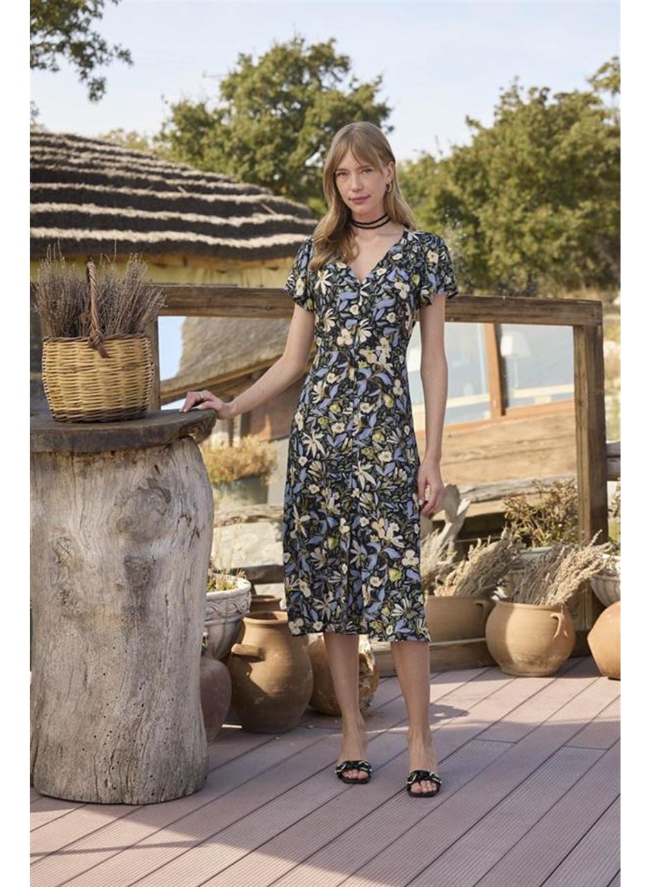 %100 Viskon Çiçek ve Yaprak Desenli Önü Düğmeli Elbise